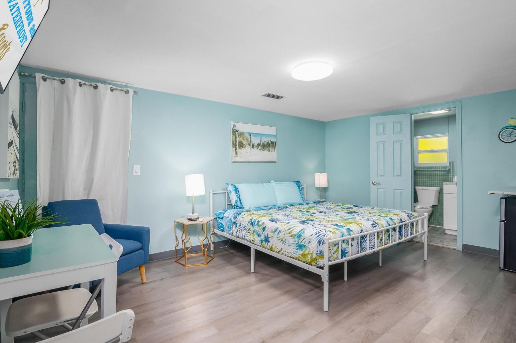 Latitude 26 Waterfront Boutique Resort - Форт-Маєрс-Біч Екстер'єр фото